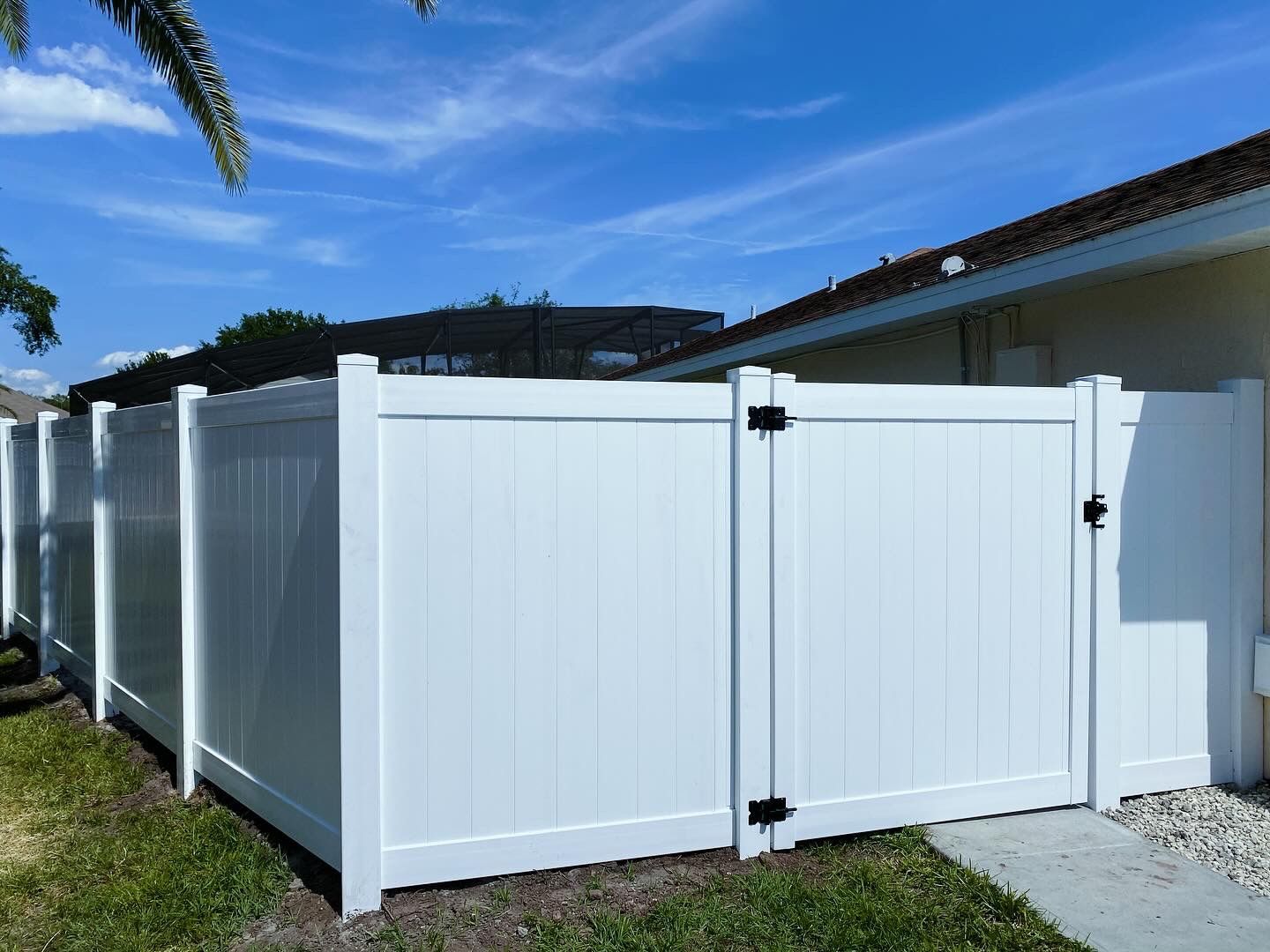 White Vinyl Privacy Fence 