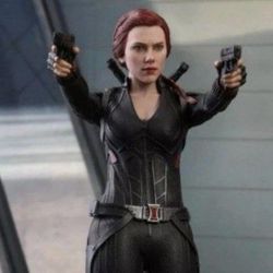 Hot Toys 🔥 Black Widow 