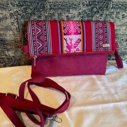 Handcrafted Peruvian Leather and Wool Colorful Patterned Hand Bag