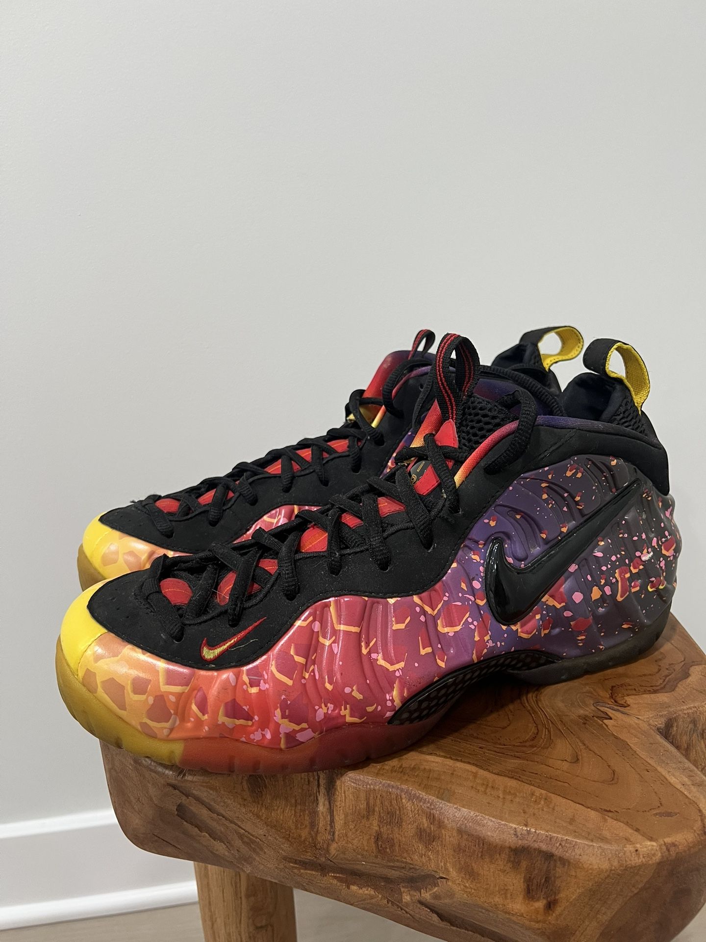 Nike Air Foamposite Pro Prm Asteroid Area 72 Men’s Size 13 (616750-600)