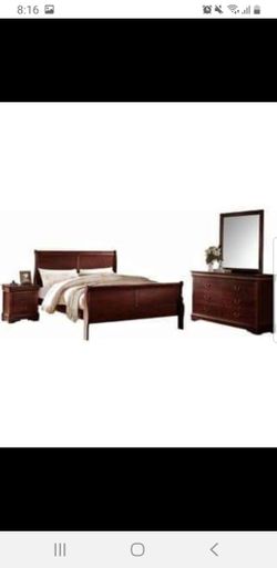 New 4pc. Cherry queen Bedroom set