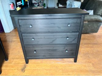 Dresser-3 drawers