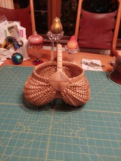 Egg Basket 