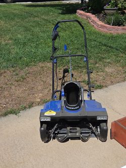 Electric snowblower