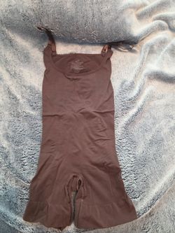SKIMS butt lifting open bust bodysuit