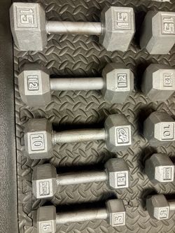The Couple's Set... Cast Iron Hex Dumbbells: 5s, 8s, 10s, 12s, 15s, 20s, 25s and 30 pounders. Brute W= 250#