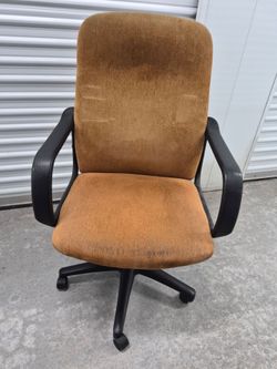 Retro Orange/ Tan Rolling Office Chair