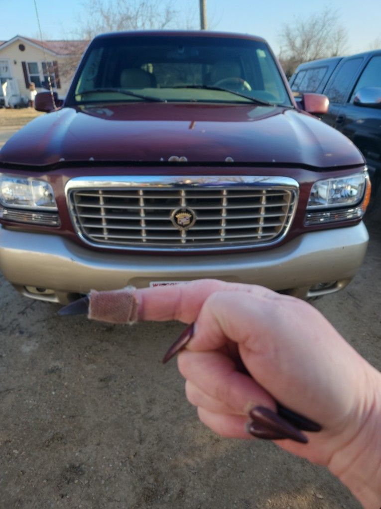 1999 Cadillac Escalade