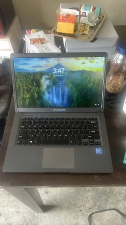 Hyundai Laptop (windows)