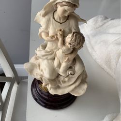 Guisseppi Armani Gift To Mary