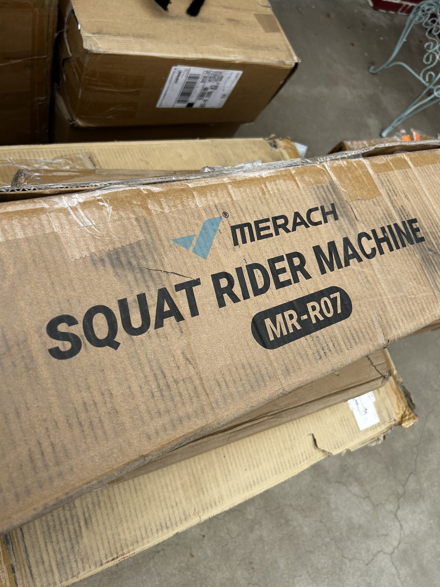 Merach Squat Machine