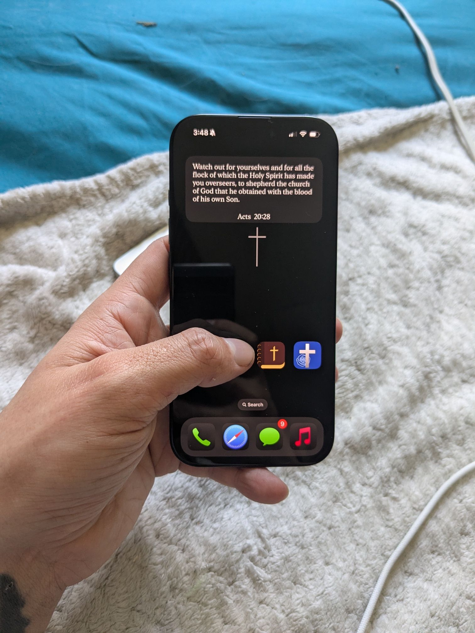 iPhone 16 Pro- Consumer cellular