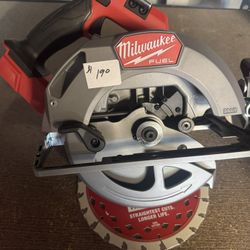 Milwaukee 7 1/4 Circular Saw TOOL ONLY 