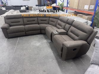 Free Delivery* Like New Brown Microfiber Sectional Sofa!
