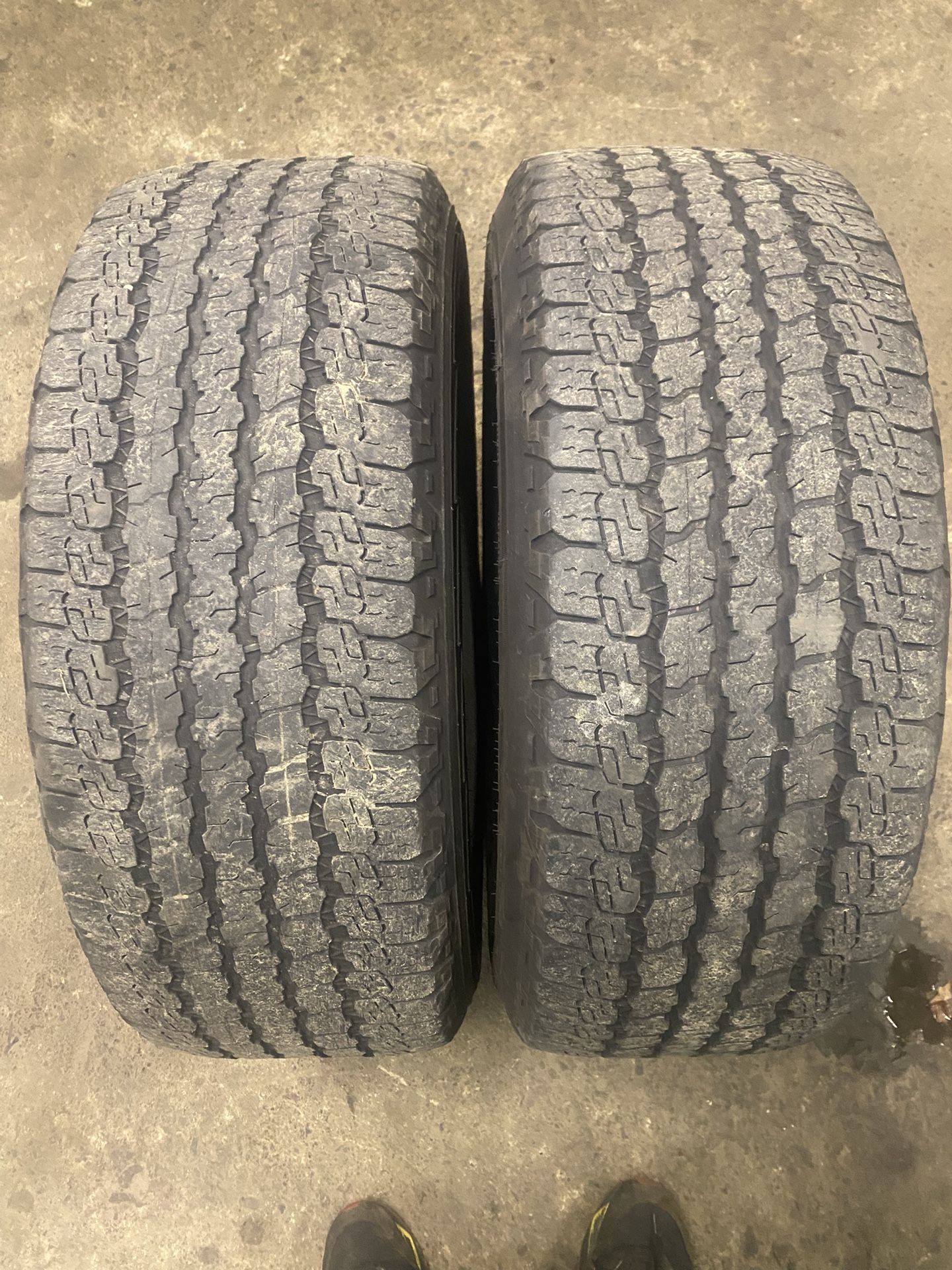Pair Tires 265 60 18