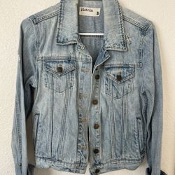 Light Wash Jean Jacket 