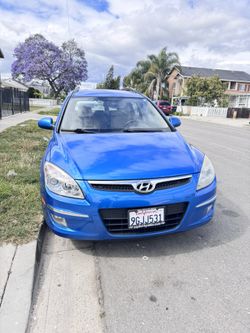 2010 Hyundai Touring