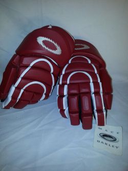 Oakley hockey sale gloves