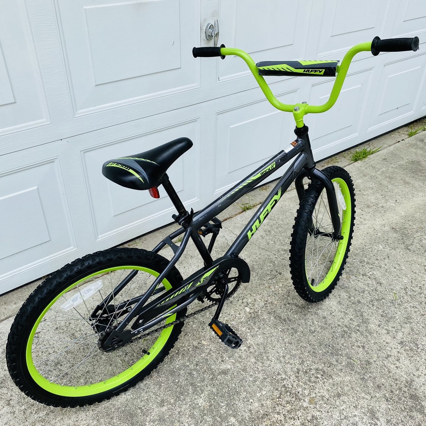 bmx bicycle for sale Fit Series 22 Bike Gloss Red while low tension U BMX Bikes | City Grounds