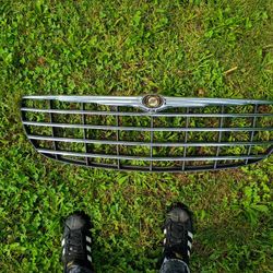 Chrysler Sebring Grille 