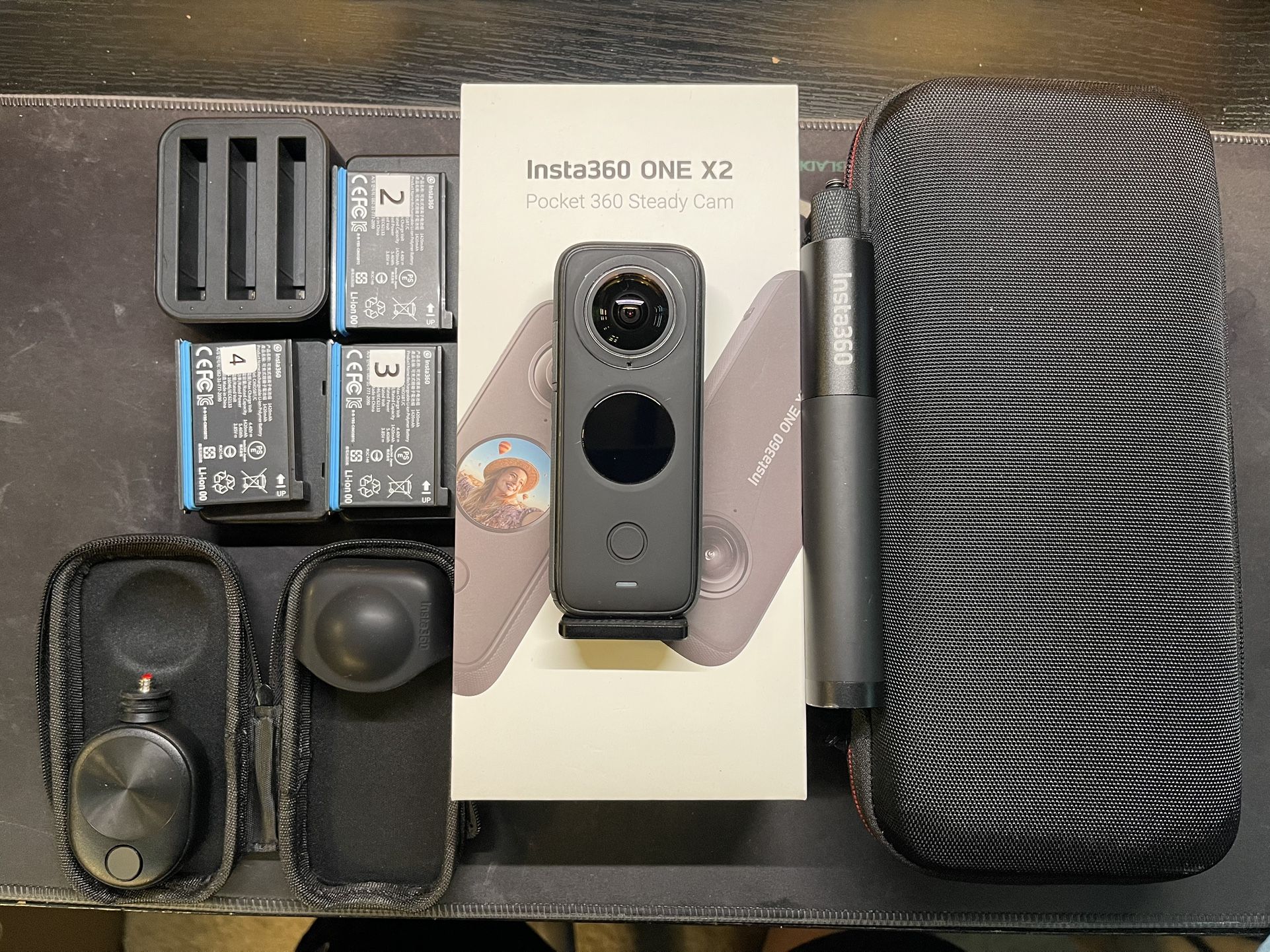 Insta360 X2 (+ Accessories)