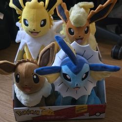 Pokemon Eevee Plush Collection 4-Pack Jolteon Flareon Vaporeon 10”
