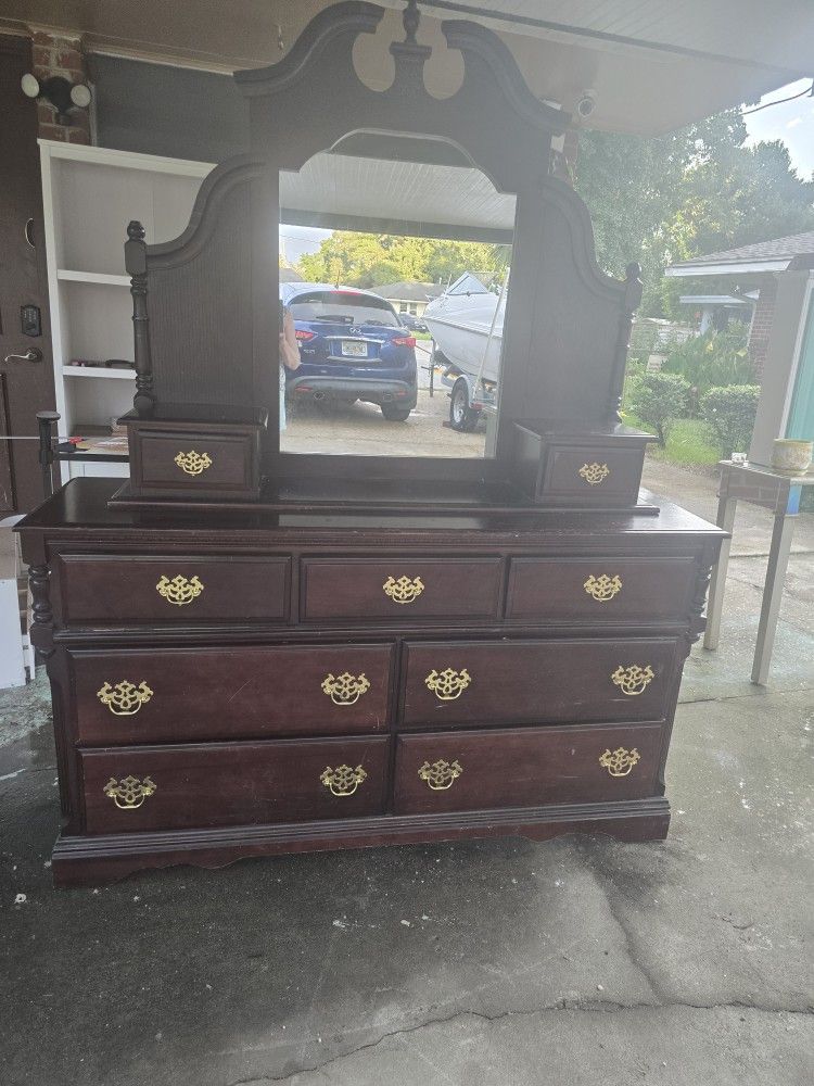 Lovely cherry Real wood Dresser with matching mirror