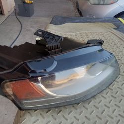 2010 Audi A4 Headlight Passenger