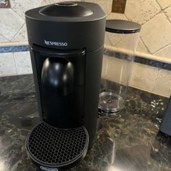 Nespresso VertuoPlus Coffee and Espresso Machine by De'Longhi