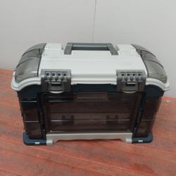 Plano 728 Tackle Box  Near New Fishing 