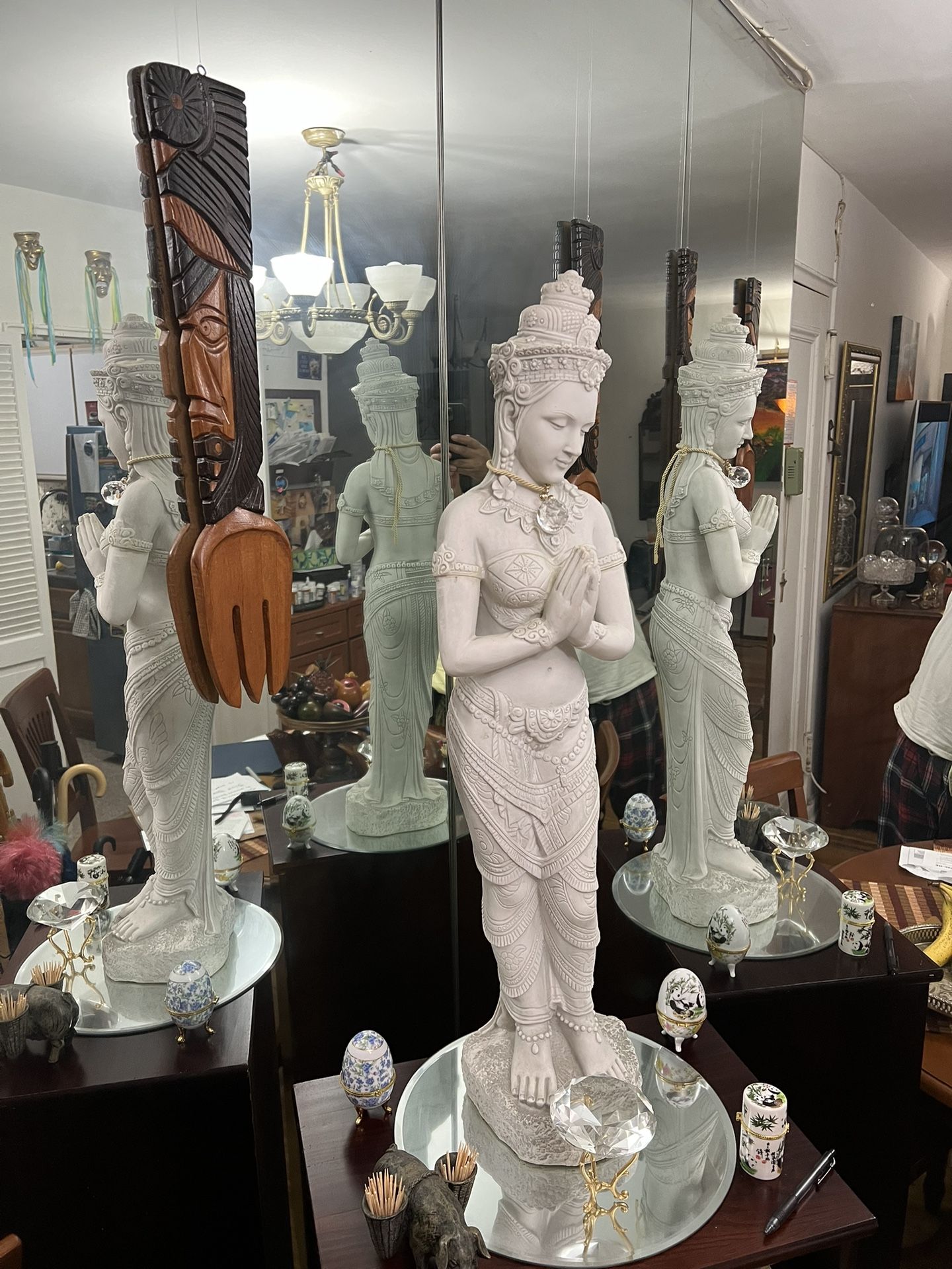 ESCULPTURE STATUE THAI 34H