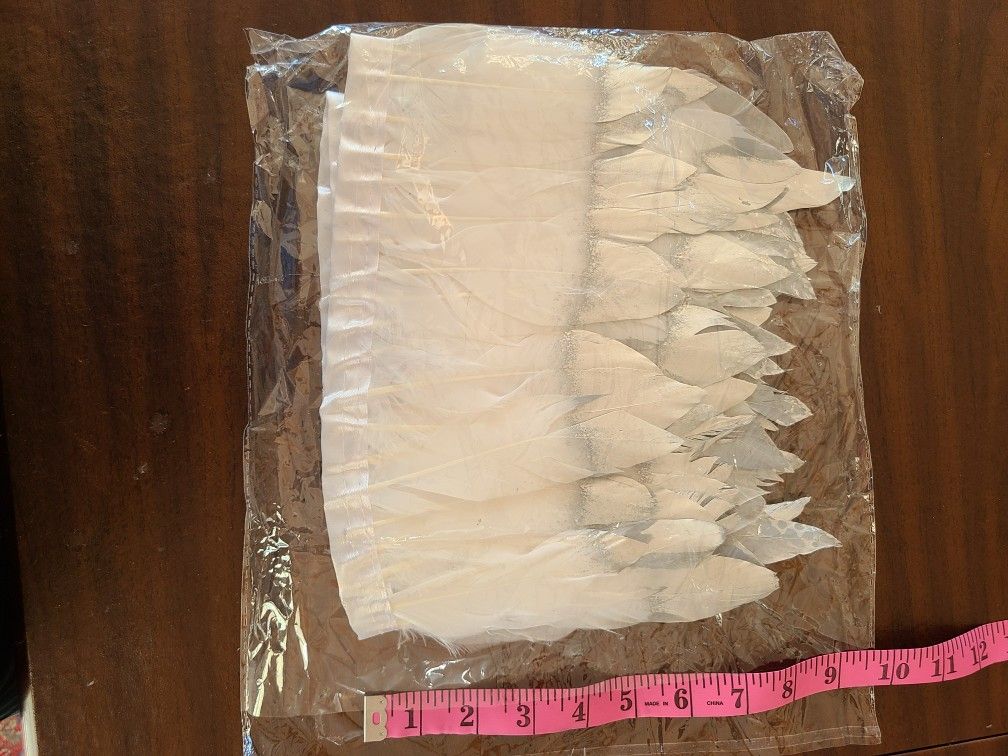 Feathers~white and silver~Crafting