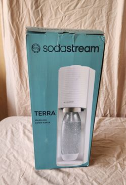 New in opened box - SodaStream Terra Sparkling Water Maker