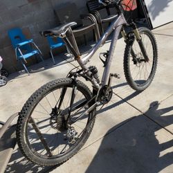 Trek Fuel EX 9 Full Suspension 26" Mountain Bike