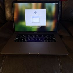 MacBook Pro 15” - Intel Core i9, 32GB RAM