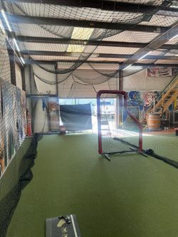 L Screen And Hitting Net