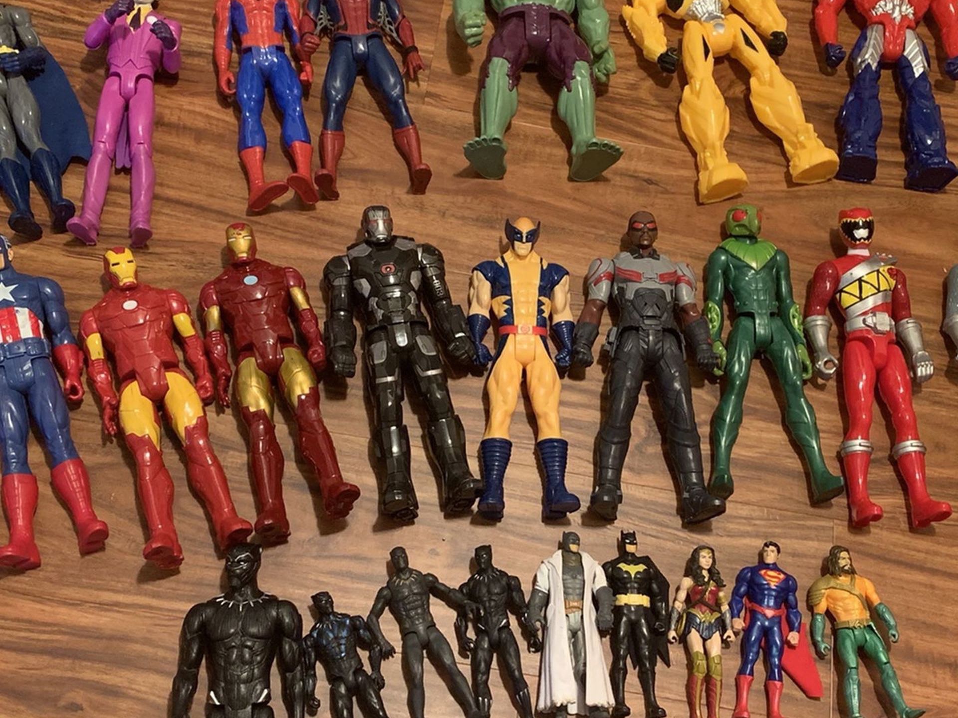 31 Action Figures