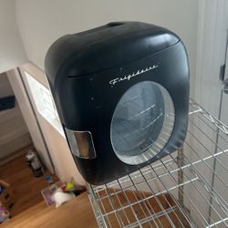 Nice, Working Frigidaire 