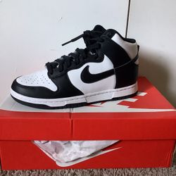 NIKE DUNKS HI RETRO ( PANDAS)/ Blk/Wht 9.5 Womens/8 Mens