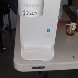 Coffee hot and cold maker