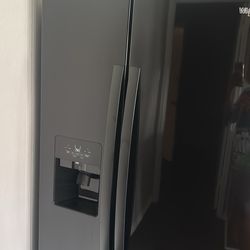 Fridge and stove