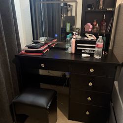 Makeup Vanity 