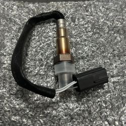 Hyundai Tiburon 02 Sensor