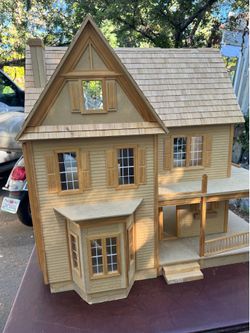 Dollhouse for sale