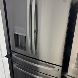 GE French Door Refrigerator 