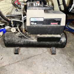 Air Compressor 