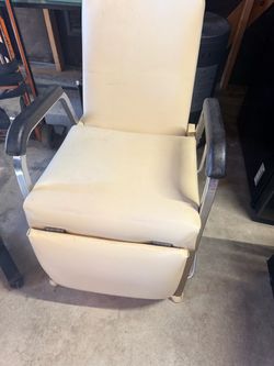 Shampoo bowl and chair