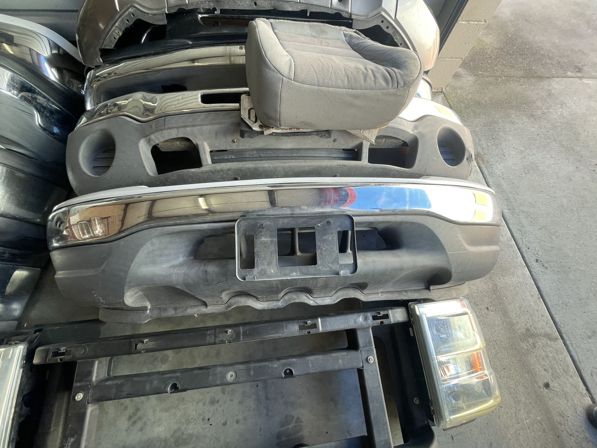 Ford F150 Expedition Front Bumper