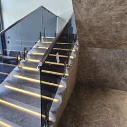 Glass stairs in all the measures