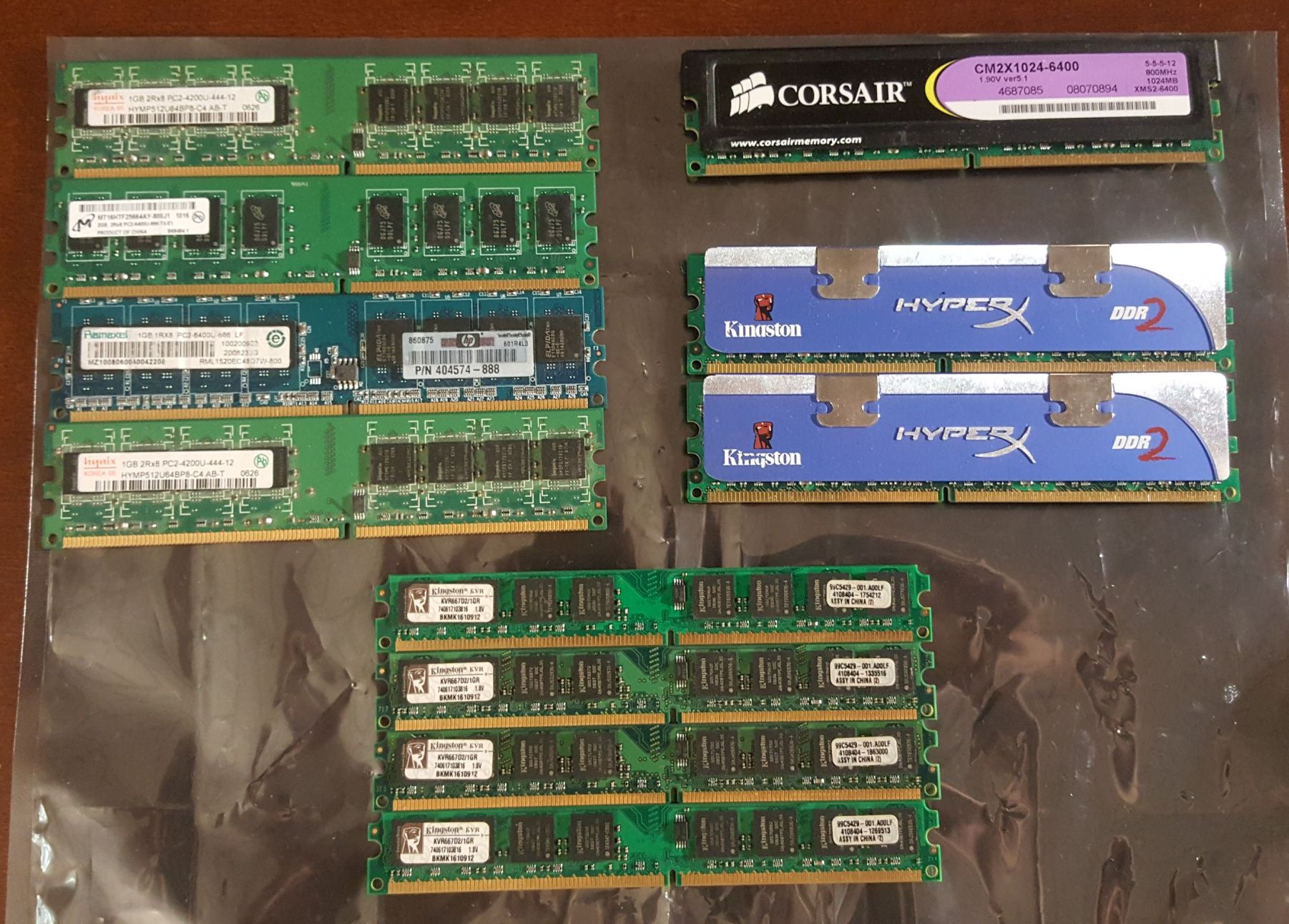 Mixed lot of DDR2